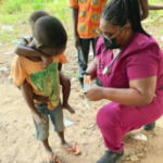 Medical student helps Ghanaian children